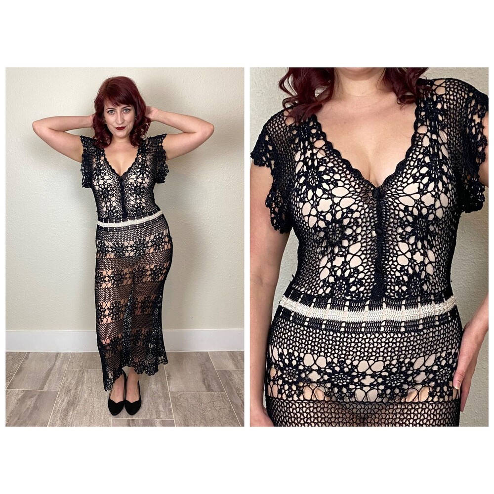 Size M | Vintage 1990s 90s Sheer Black Short Sleeve Crochet Floral Dress